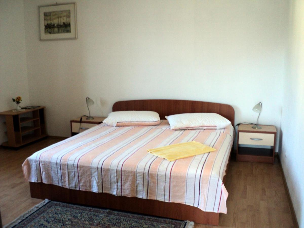 Apartments Rubinic Jelsa  Ngoại thất bức ảnh