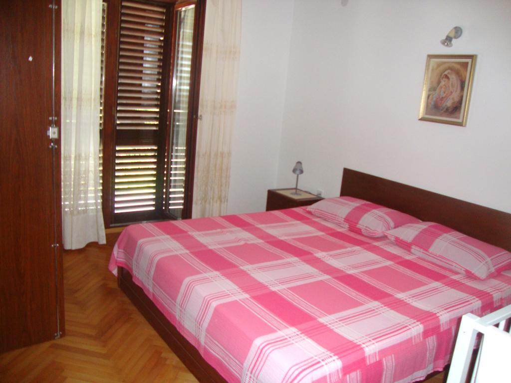 Apartments Rubinic Jelsa  Phòng bức ảnh
