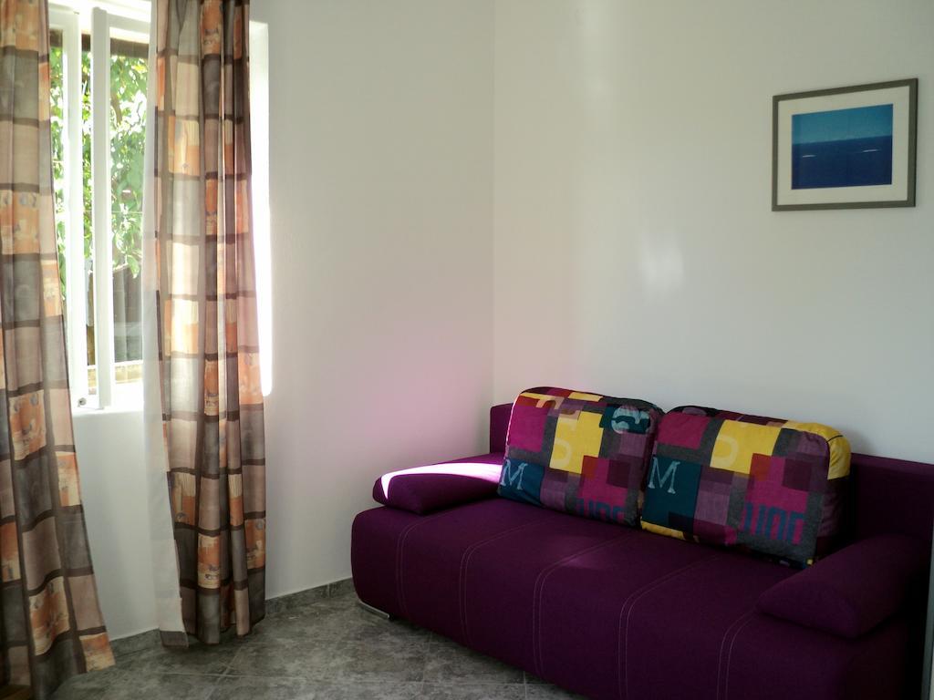 Apartments Rubinic Jelsa  Phòng bức ảnh